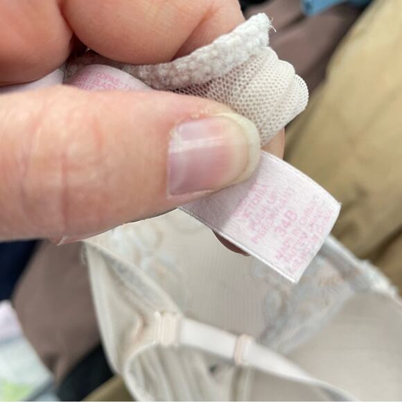 Victoria Secret Pink & White Lace Push Up Bra 34B Underwire Adjustable Strap - Picture 7 of 8